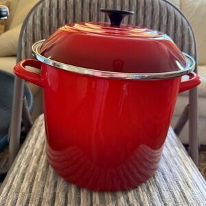 Le Creuset 10 Quart Stock Pot Cerise